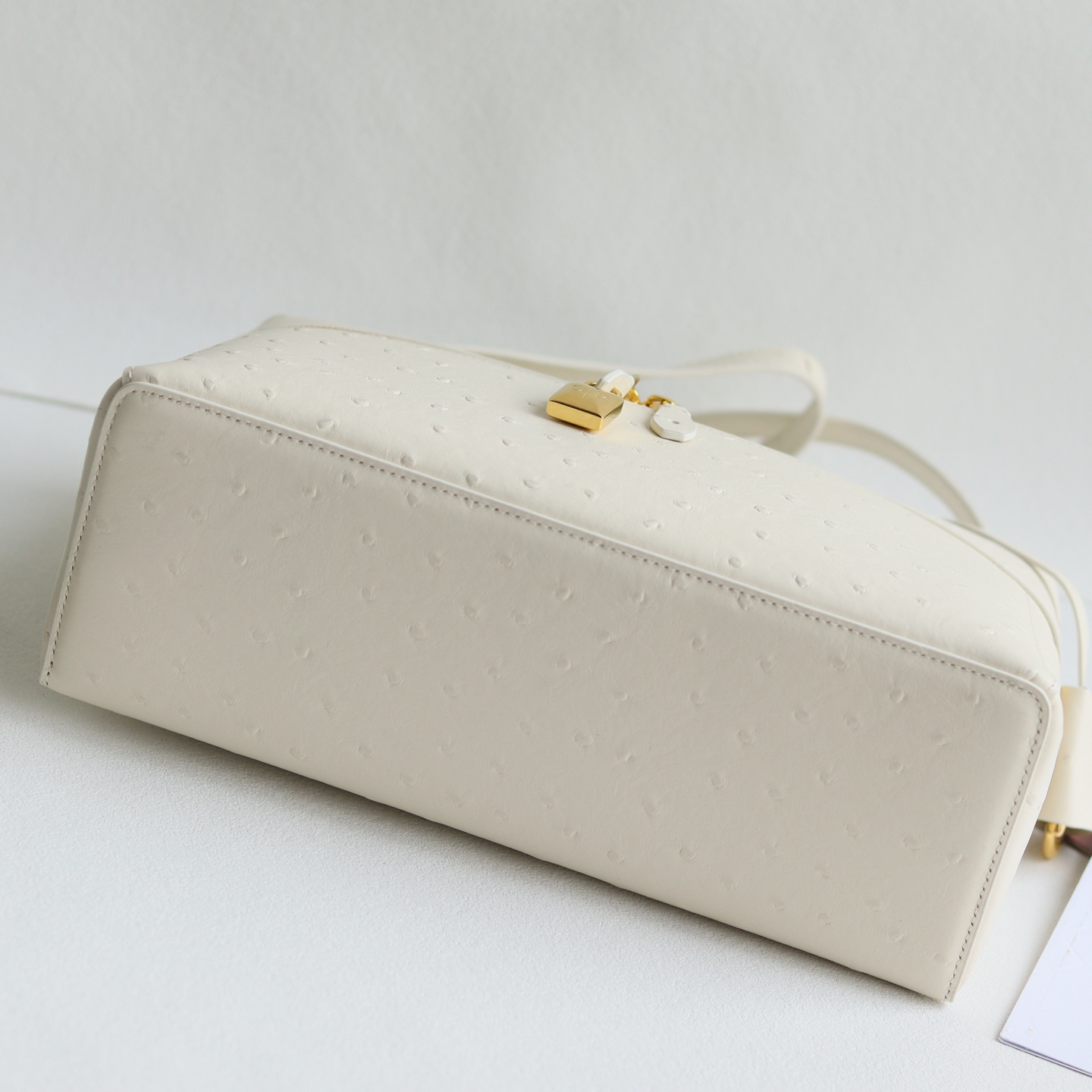 Loro Piana Extra Bag L27 Ostrich Pattern Leather Shoulder Handle Crossbody Bag White