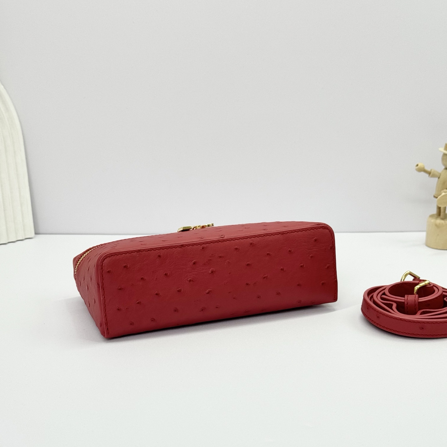 Loro Piana ExtraPocket L19 Ostrich Pattern Leather Box Shoulder Handle Crossbody Bag Red