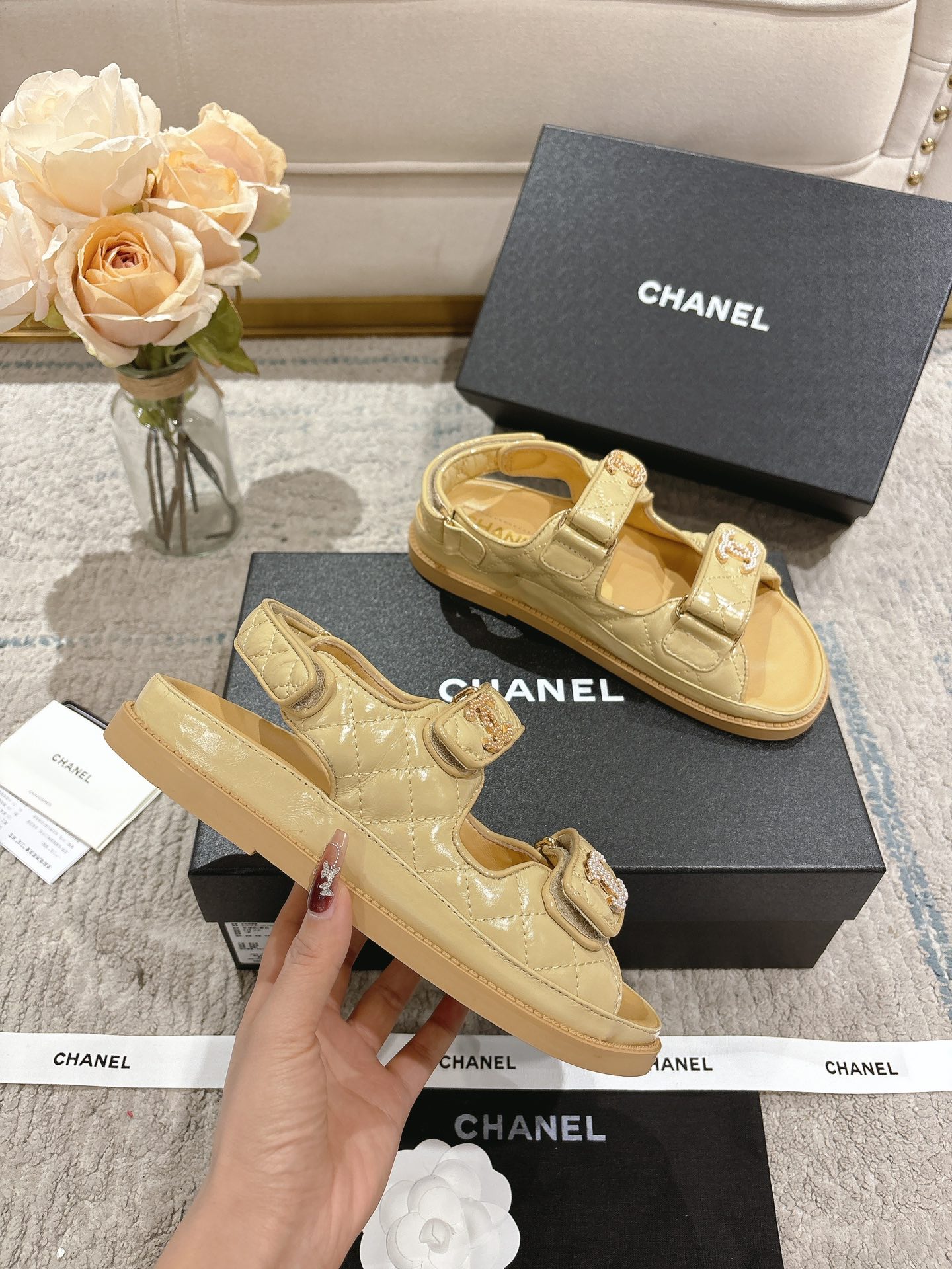 CHANEL-Velcro Cowhide Denim Fabric with Resin Buckle Paired with Sandals