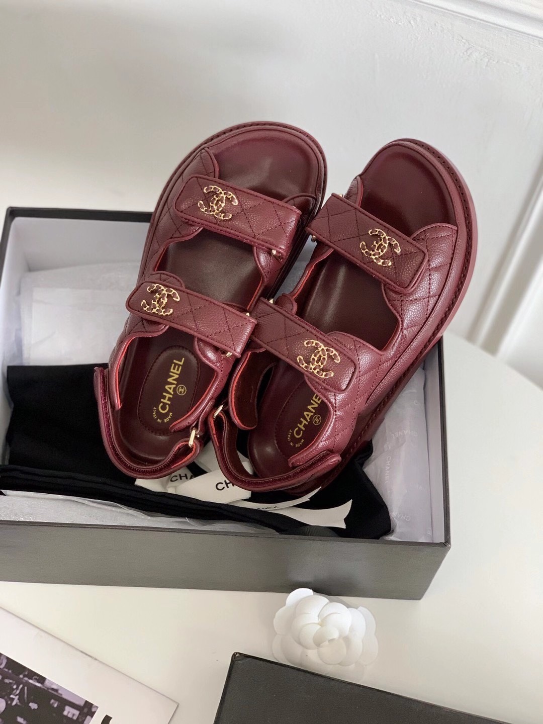 CHANEL-Velcro Cowhide Denim Fabric with Resin Buckle Paired with Sandals