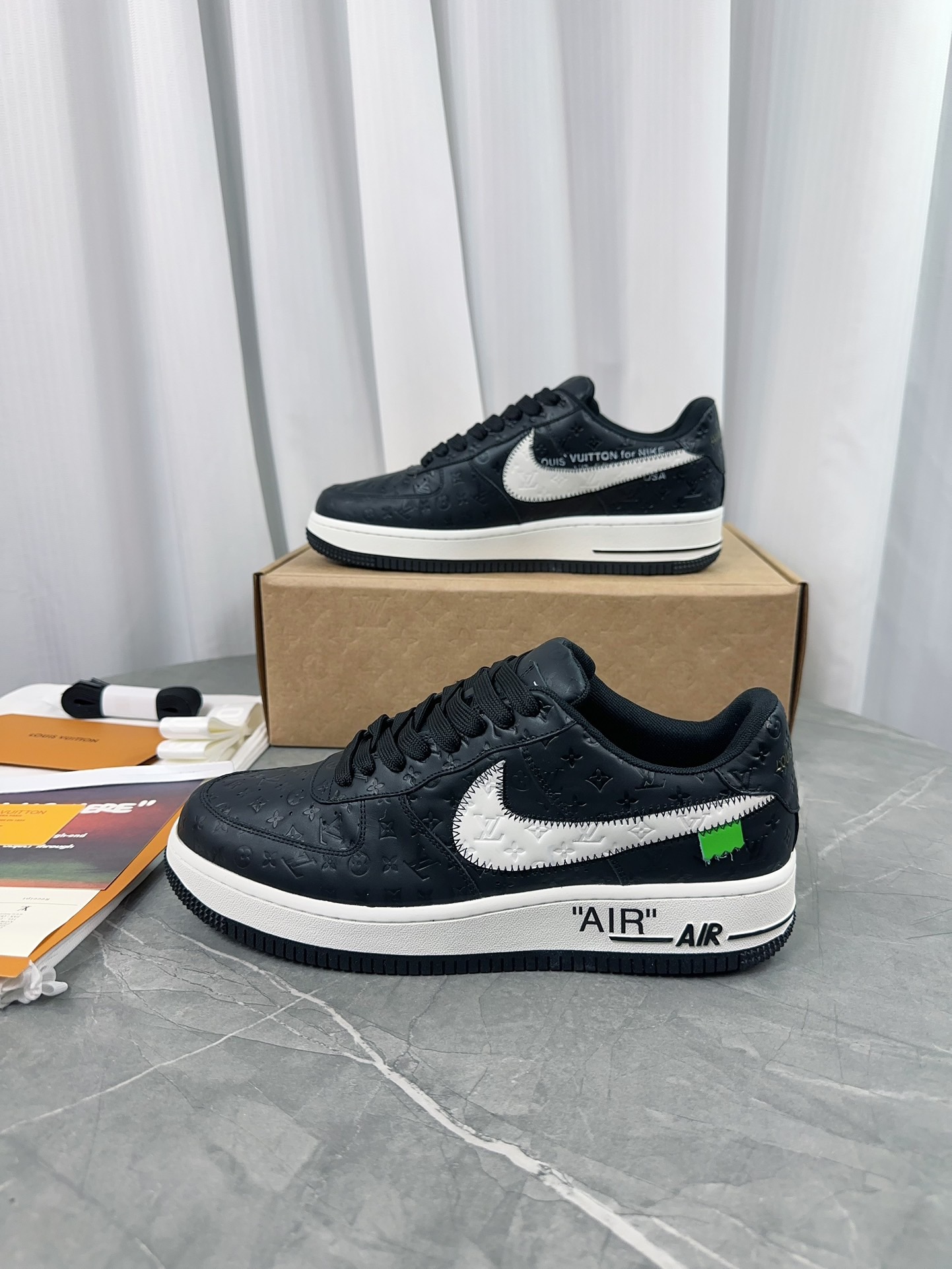 Louis Vuitton & Nike Air Force 1 Low By Virgil Abloh - Black
