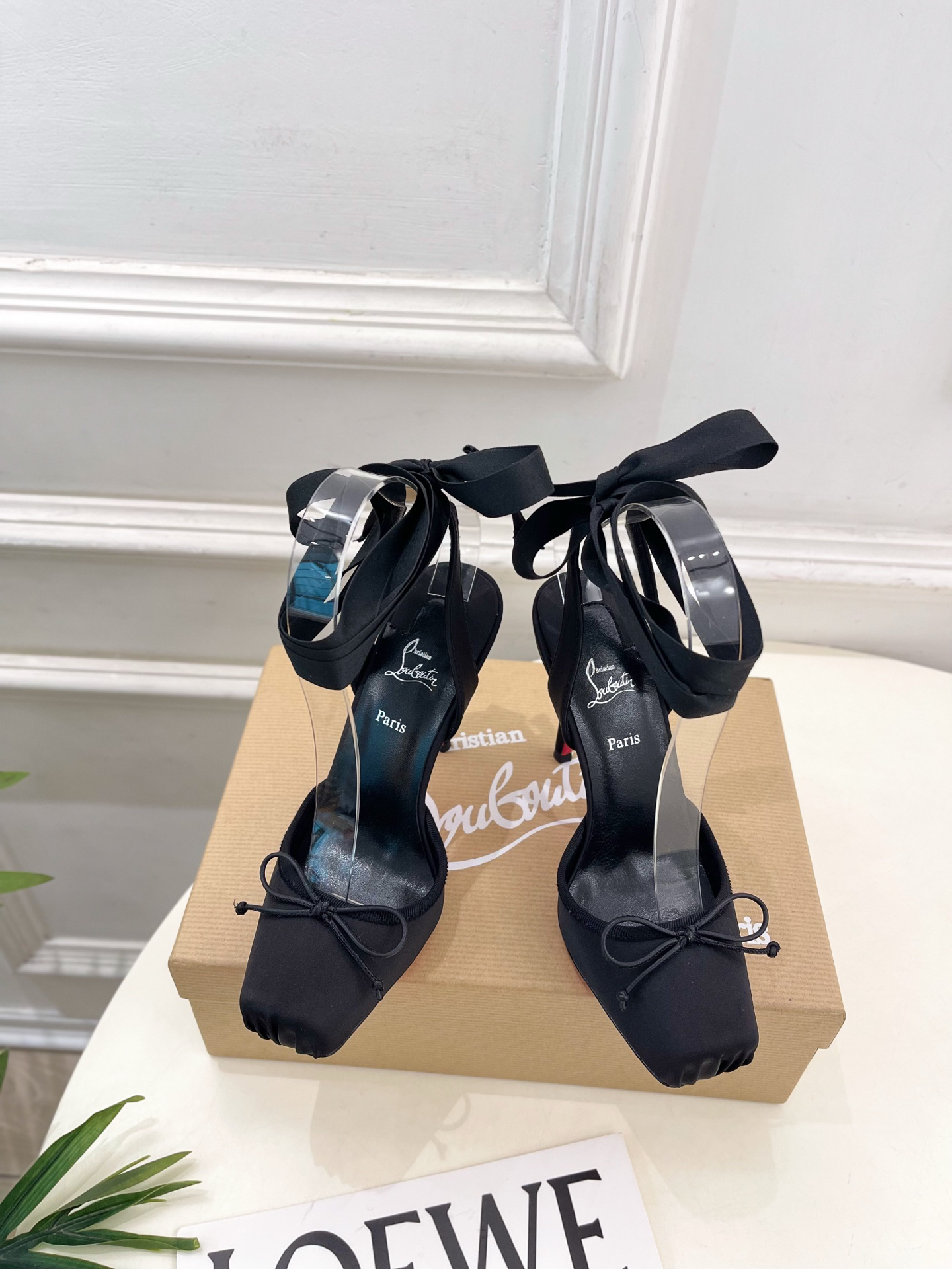 Cistian Louboutin - 25ss latest Cassia Lace Up ballet style lace-up high heels series