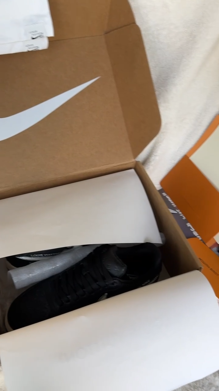 Louis Vuitton & Nike Air Force 1 Low By Virgil Abloh - Black