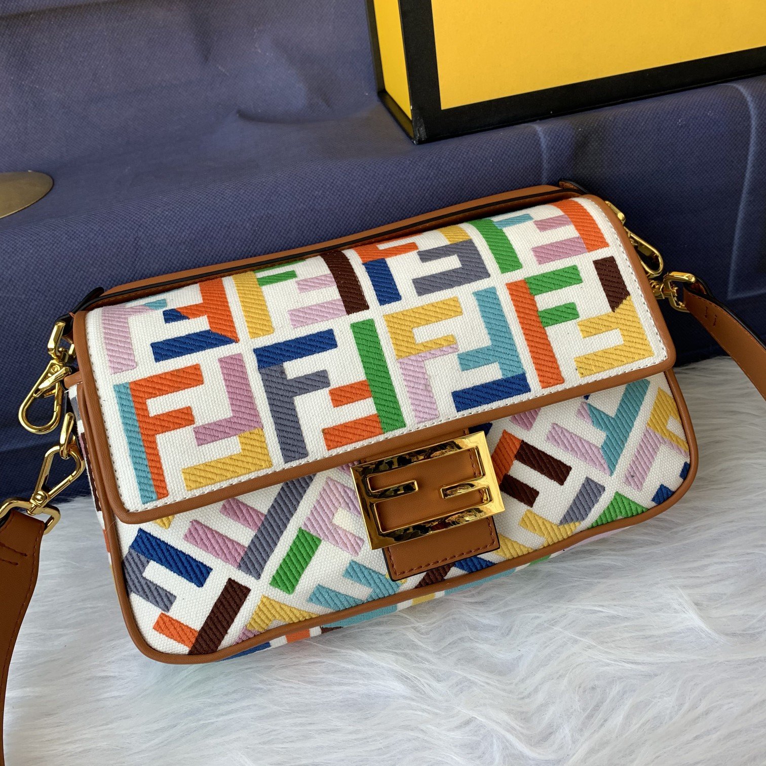 FENDI - Baguette Shoulder Hand Bag Colorful