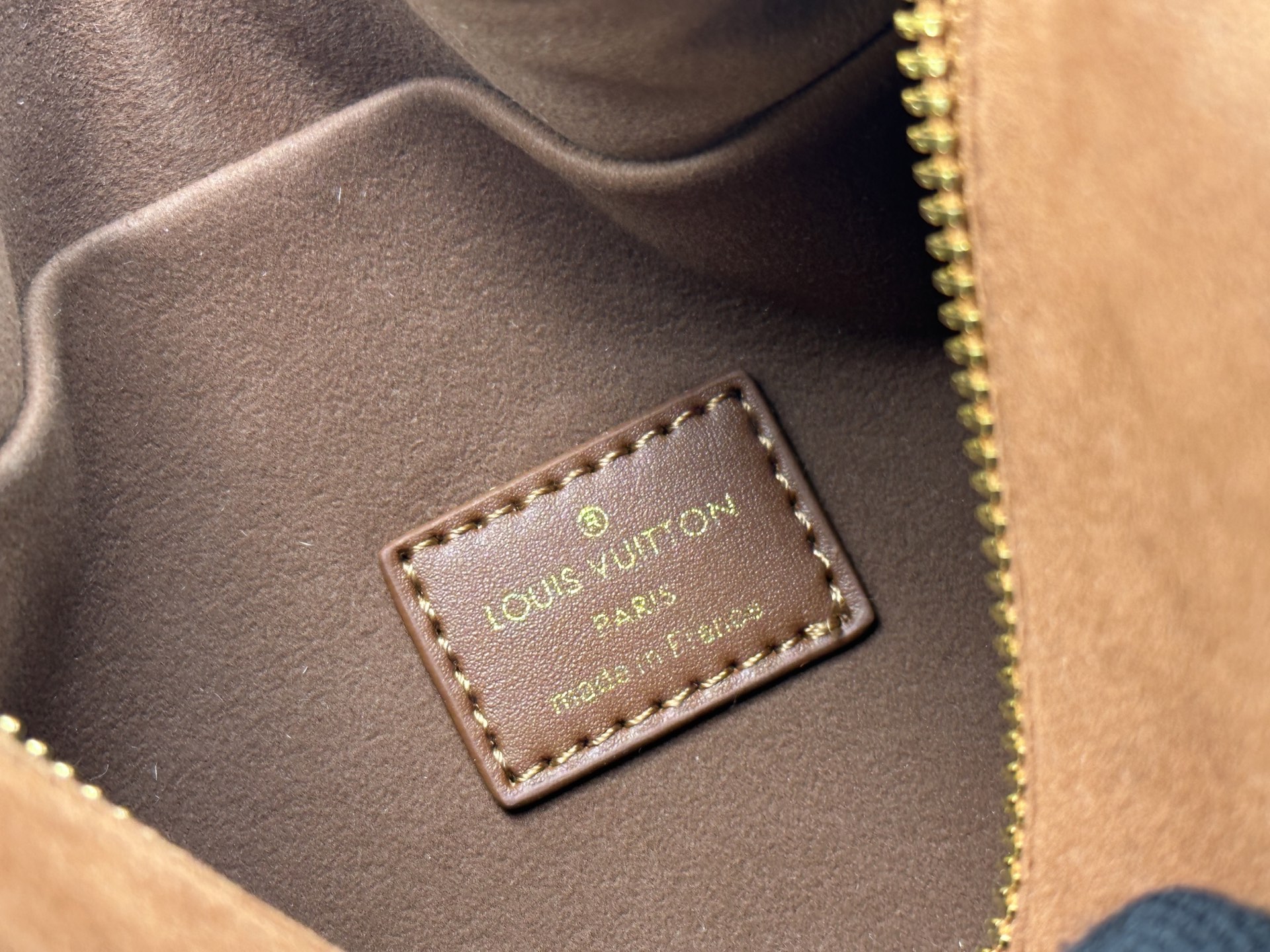 LOUIS VUITTON - LV SIDE TRUNK Suede Box Bag Underarm Bag Shoulder Crossbody Handbag Brown