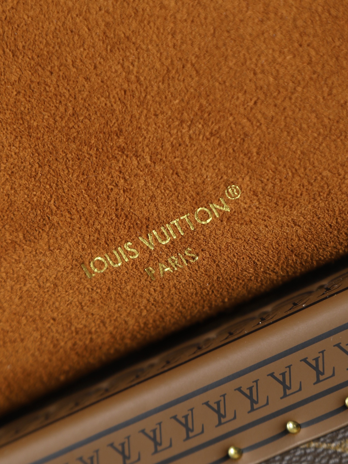 LOUIS VUITTON - LV SIDE TRUNK Suede Box Bag Underarm Bag Shoulder Crossbody Handbag Brown