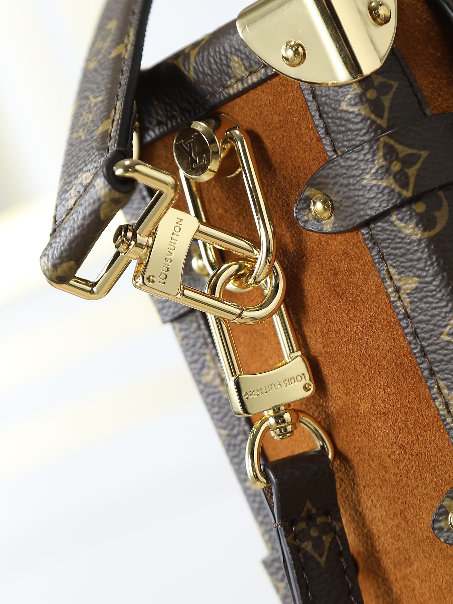 LOUIS VUITTON - LV SIDE TRUNK Suede Box Bag Underarm Bag Shoulder Crossbody Handbag Brown