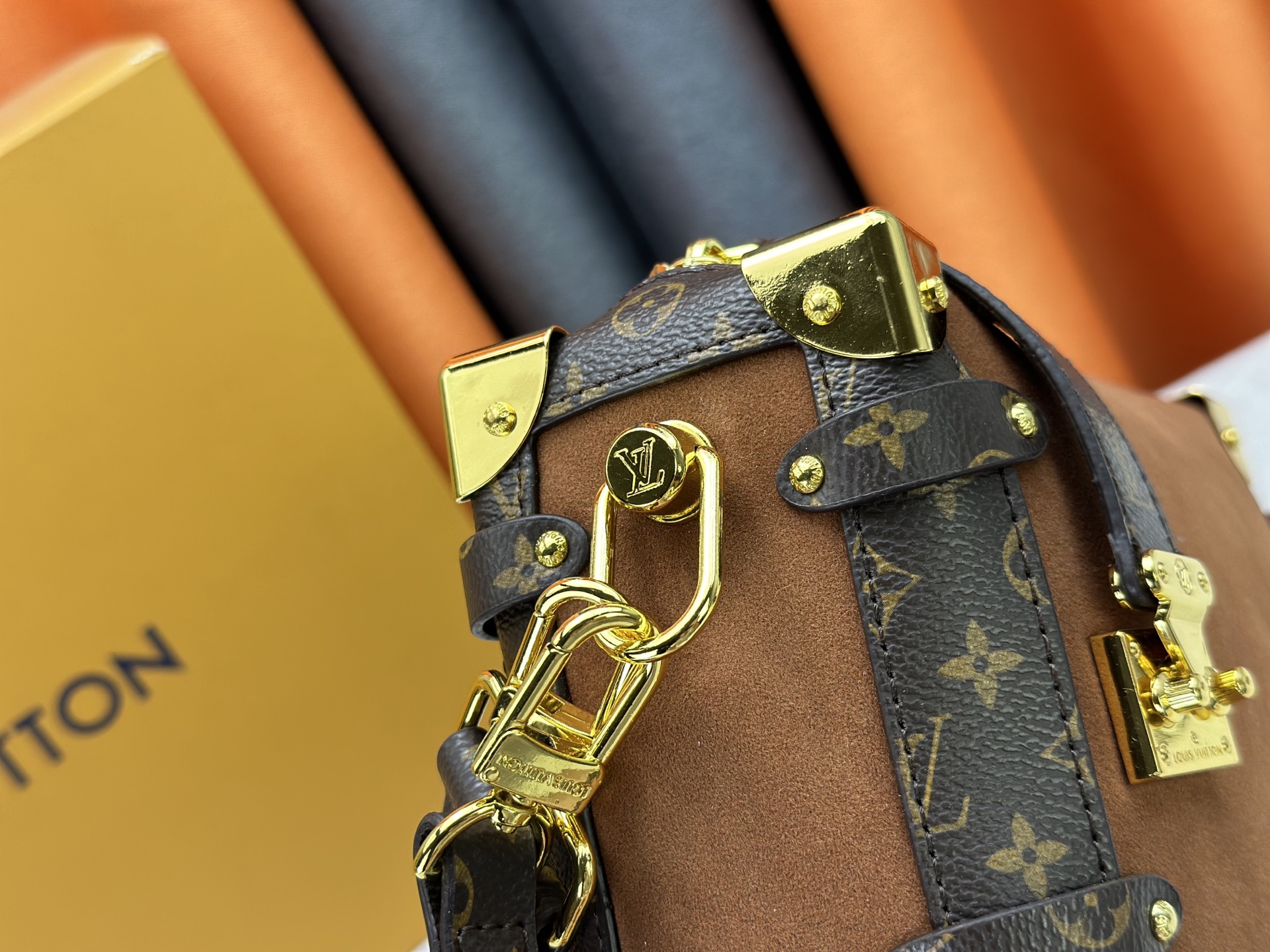 LOUIS VUITTON - LV SIDE TRUNK Suede Box Bag Underarm Bag Shoulder Crossbody Handbag Brown