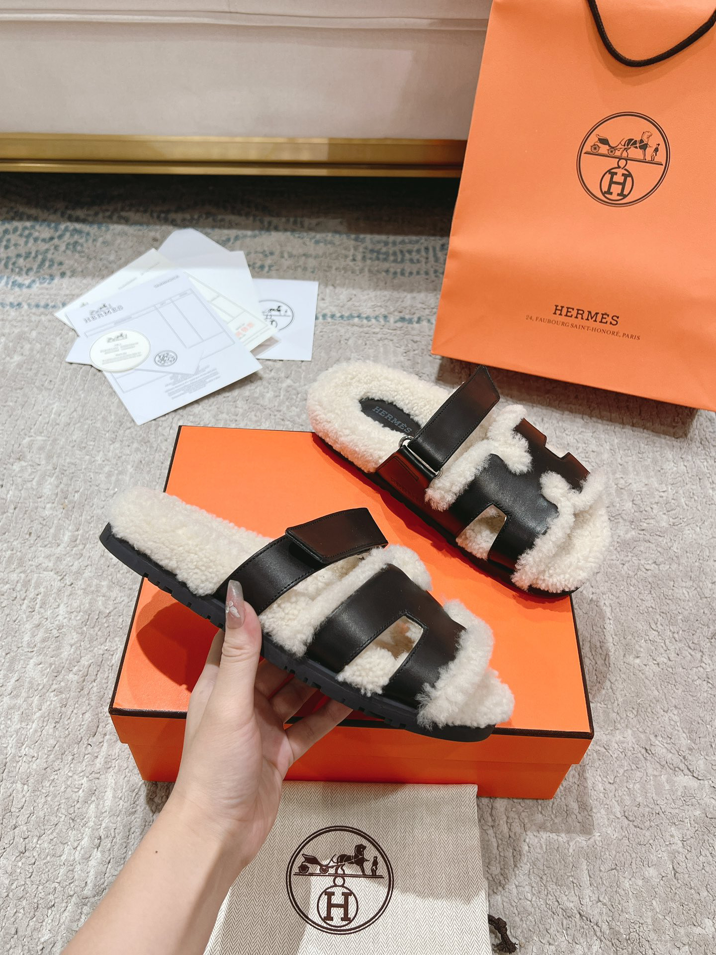 Hermès - Chypre leather sandals