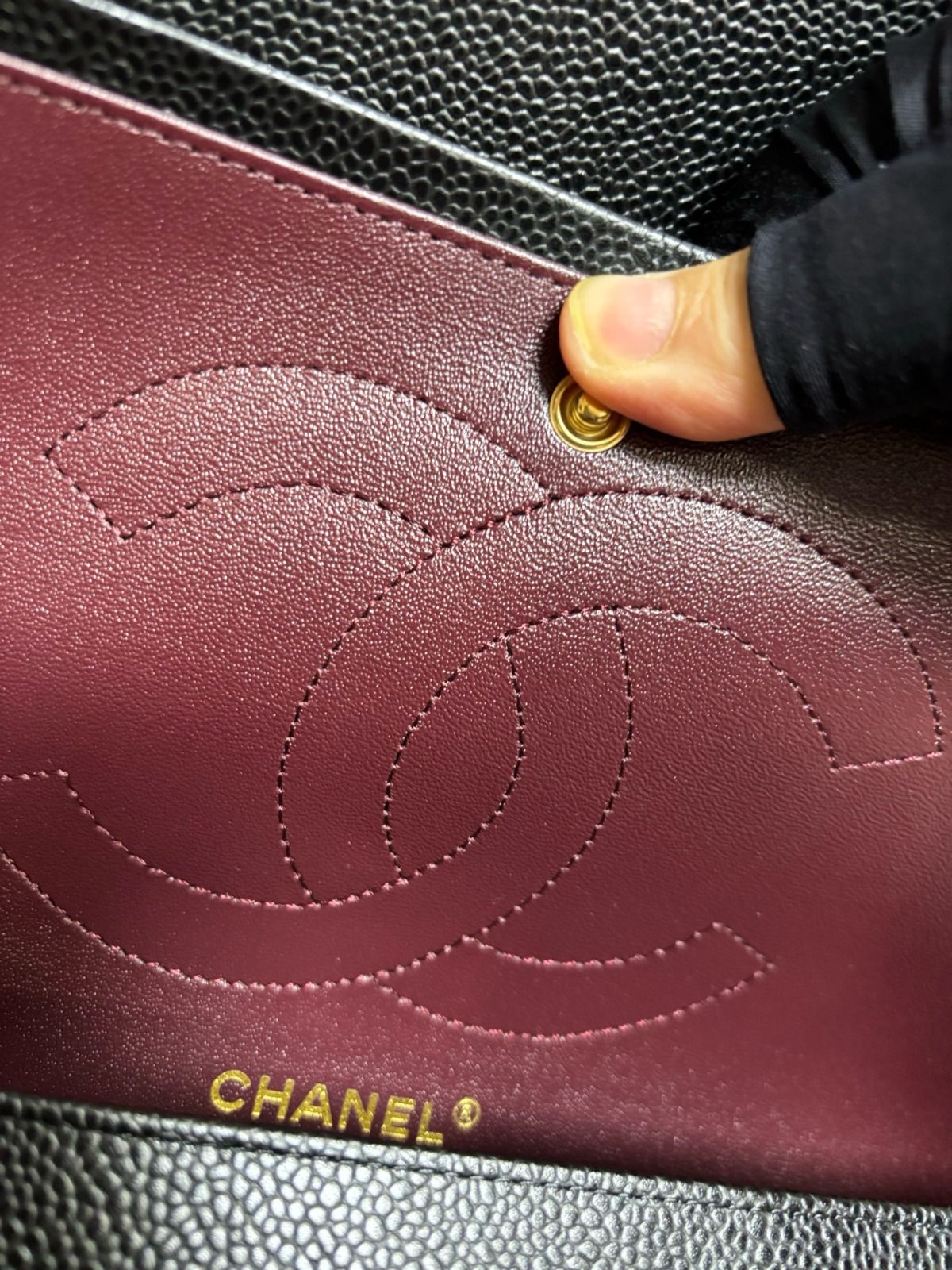 Chanel - CF 30cm Caviar Leather Bag – Black & Gold, Premium Channel Version