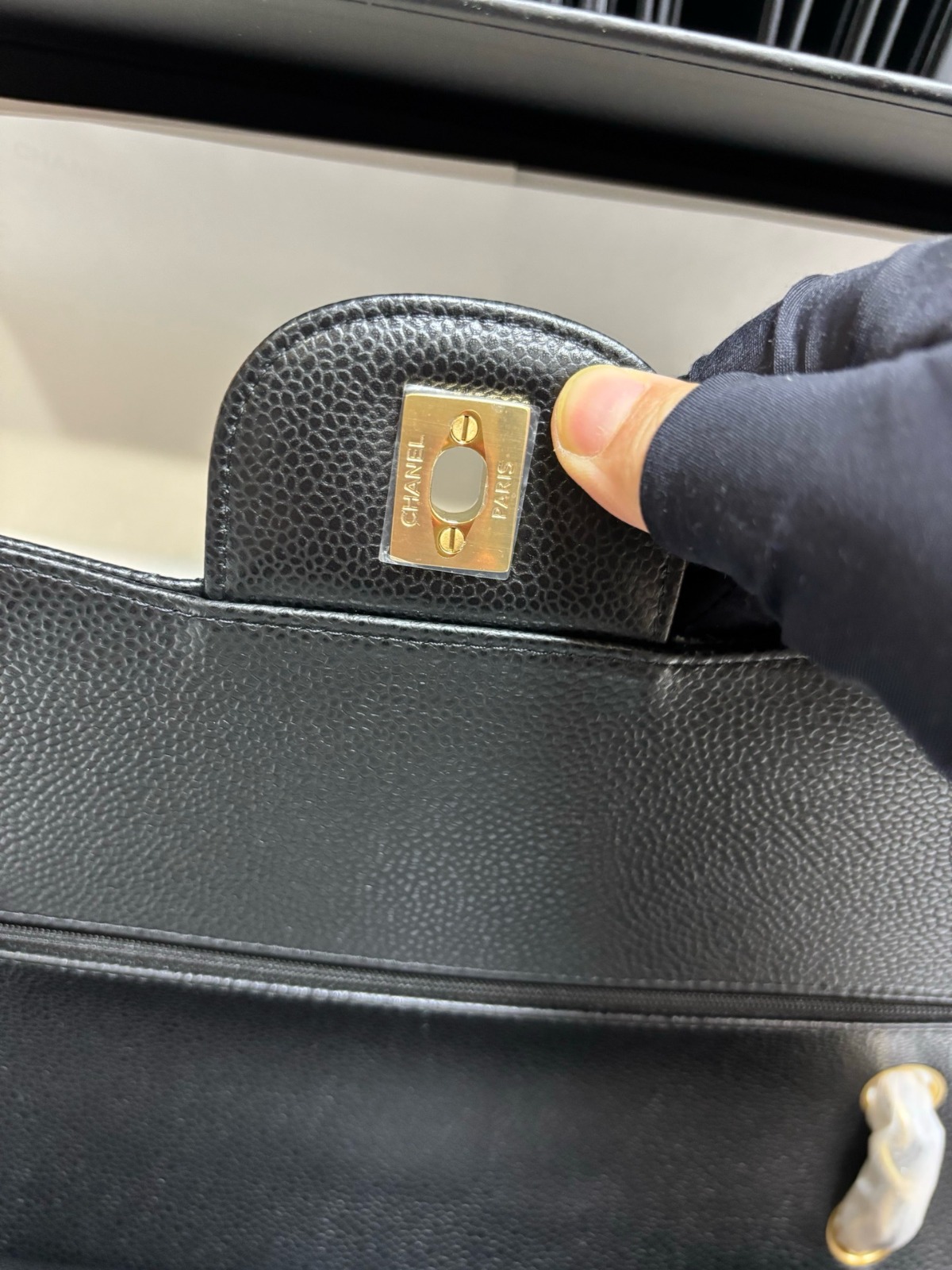 Chanel - CF 30cm Caviar Leather Bag – Black & Gold, Premium Channel Version