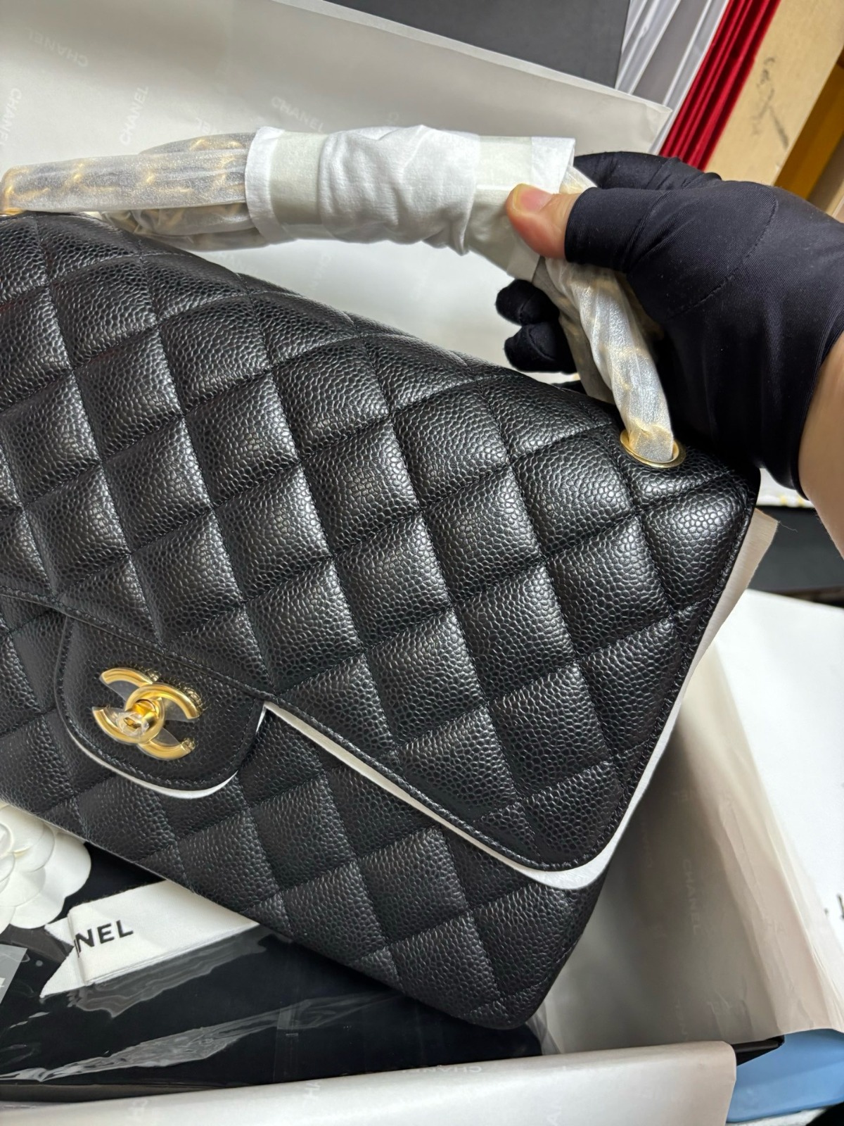 Chanel - CF 30cm Caviar Leather Bag – Black & Gold, Premium Channel Version