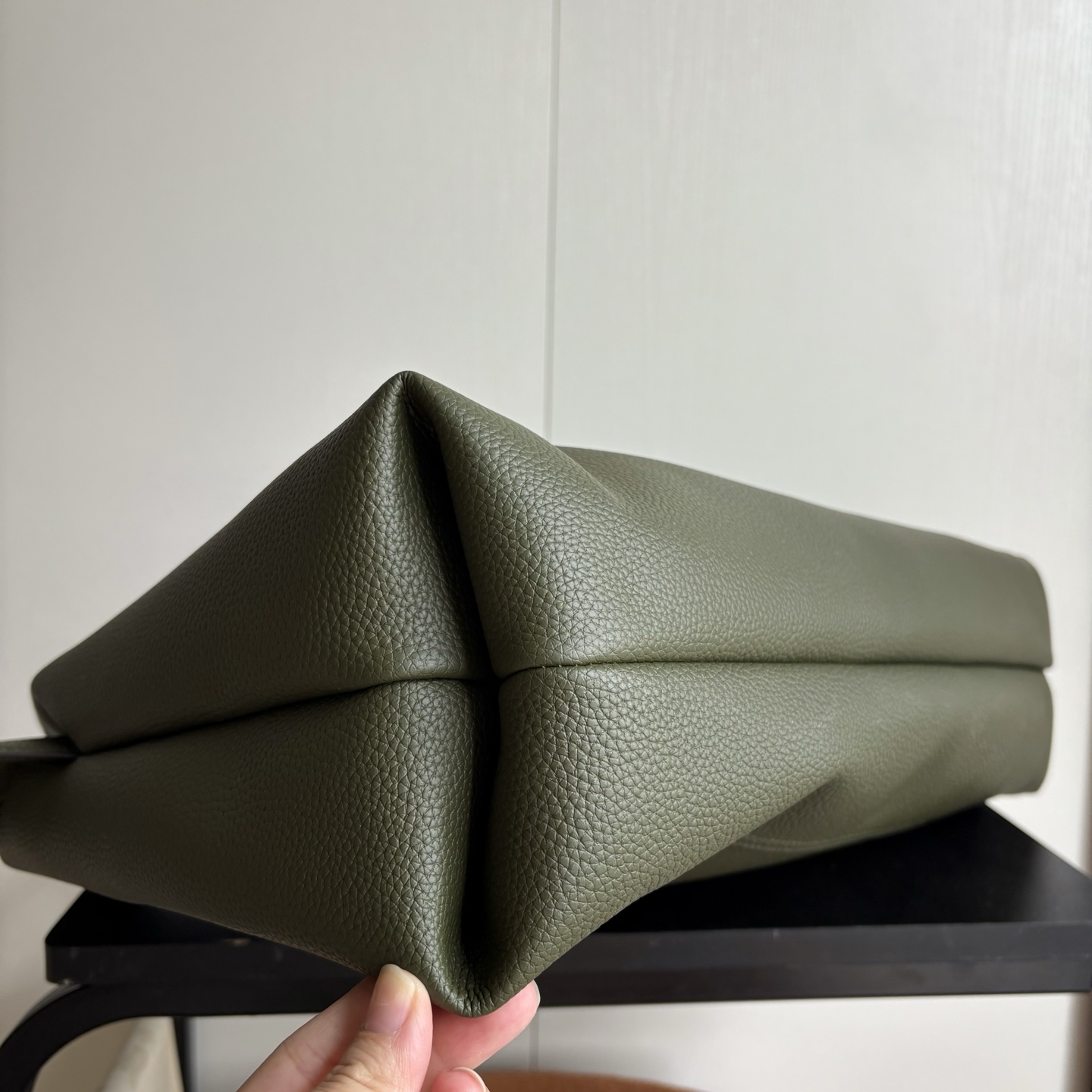 Gucci – Softbit Series Oversized Shoulder Bag (Forest Green)