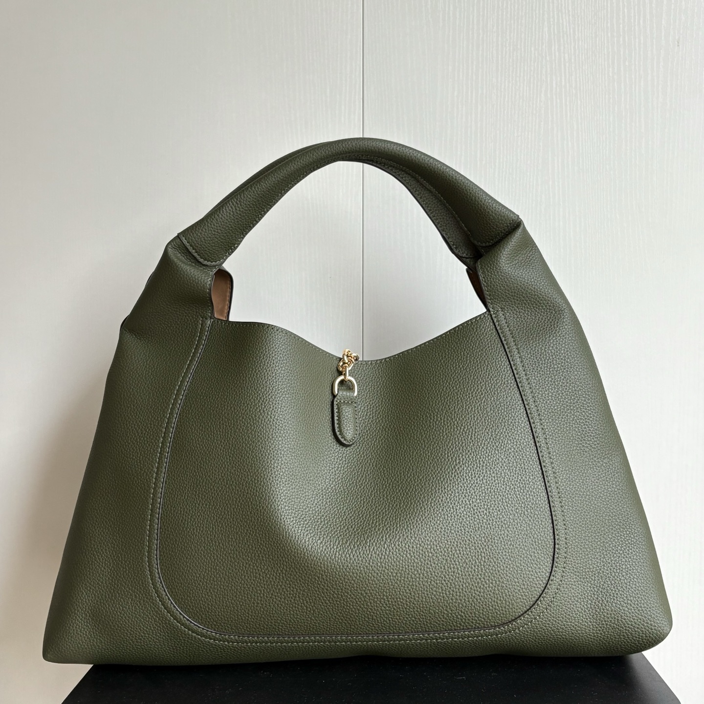 Gucci – Softbit Series Oversized Shoulder Bag (Forest Green)