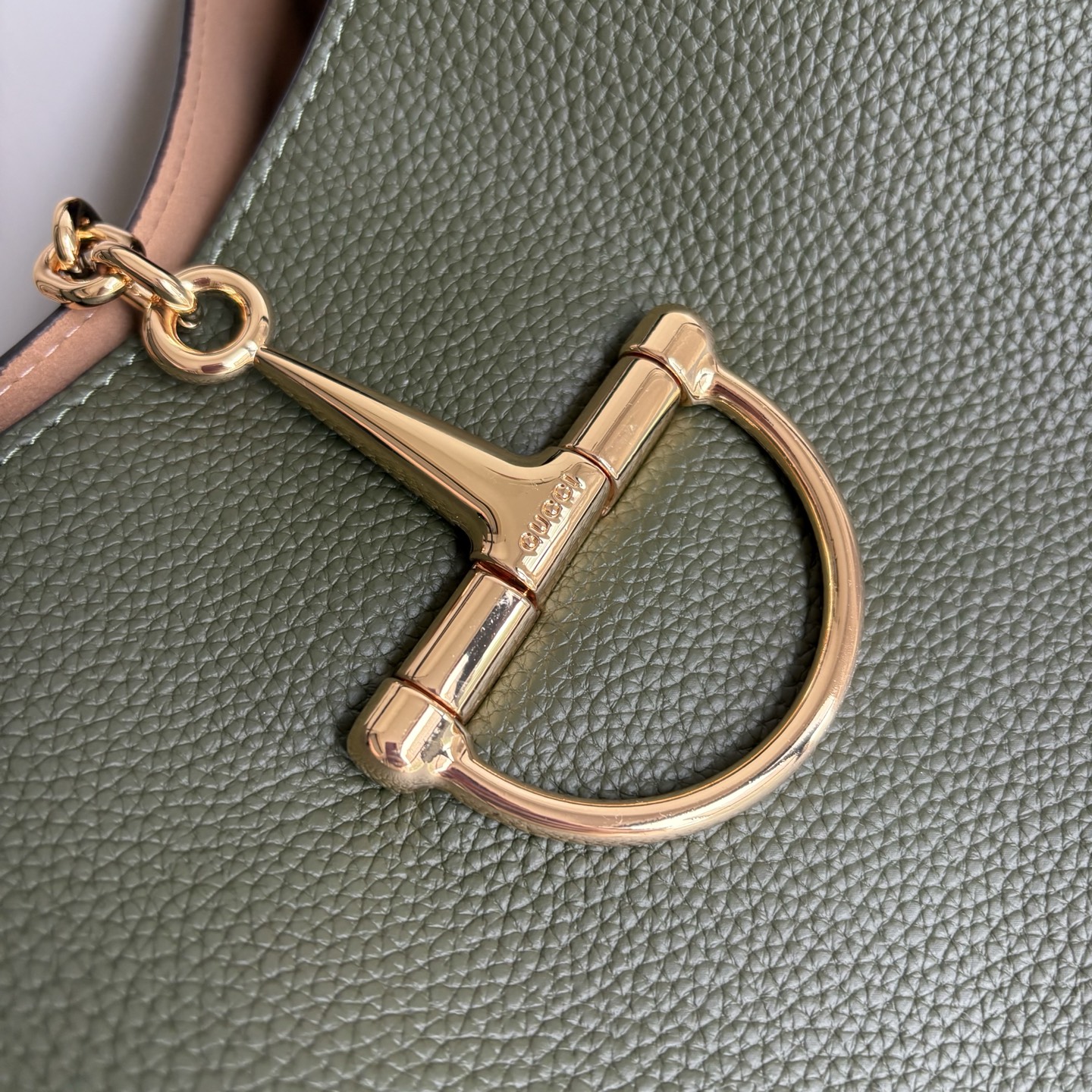 Gucci – Softbit Series Oversized Shoulder Bag (Forest Green)