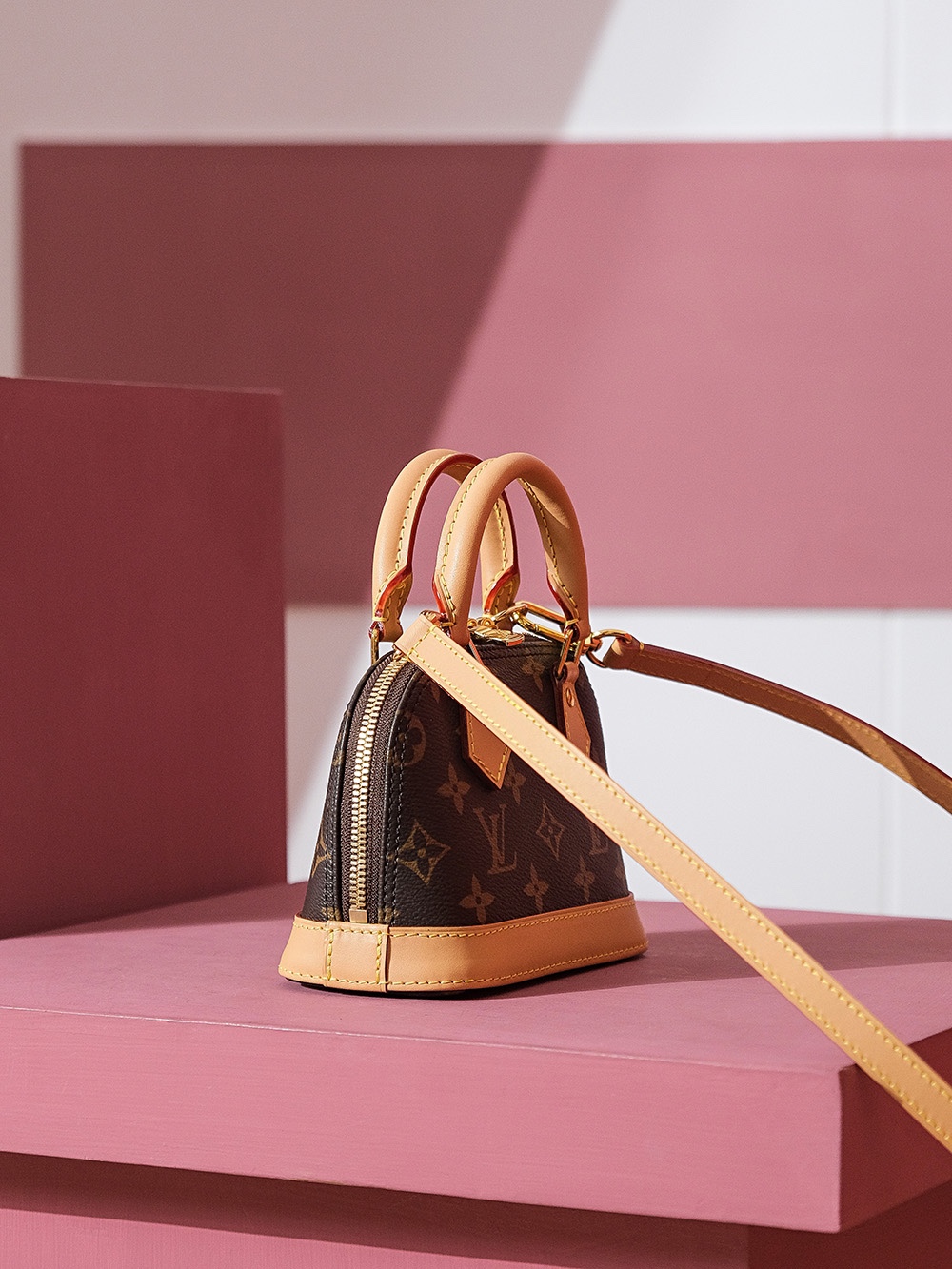 LV-Alma Nano handbag