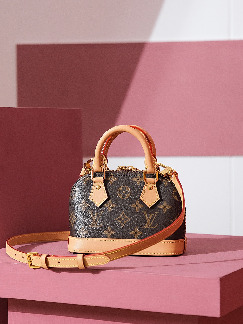 LV-Alma Nano handbag
