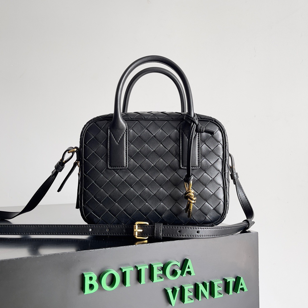 Bottega Veneta - Getaway Shoulder/Crossbody/Handbag Black
