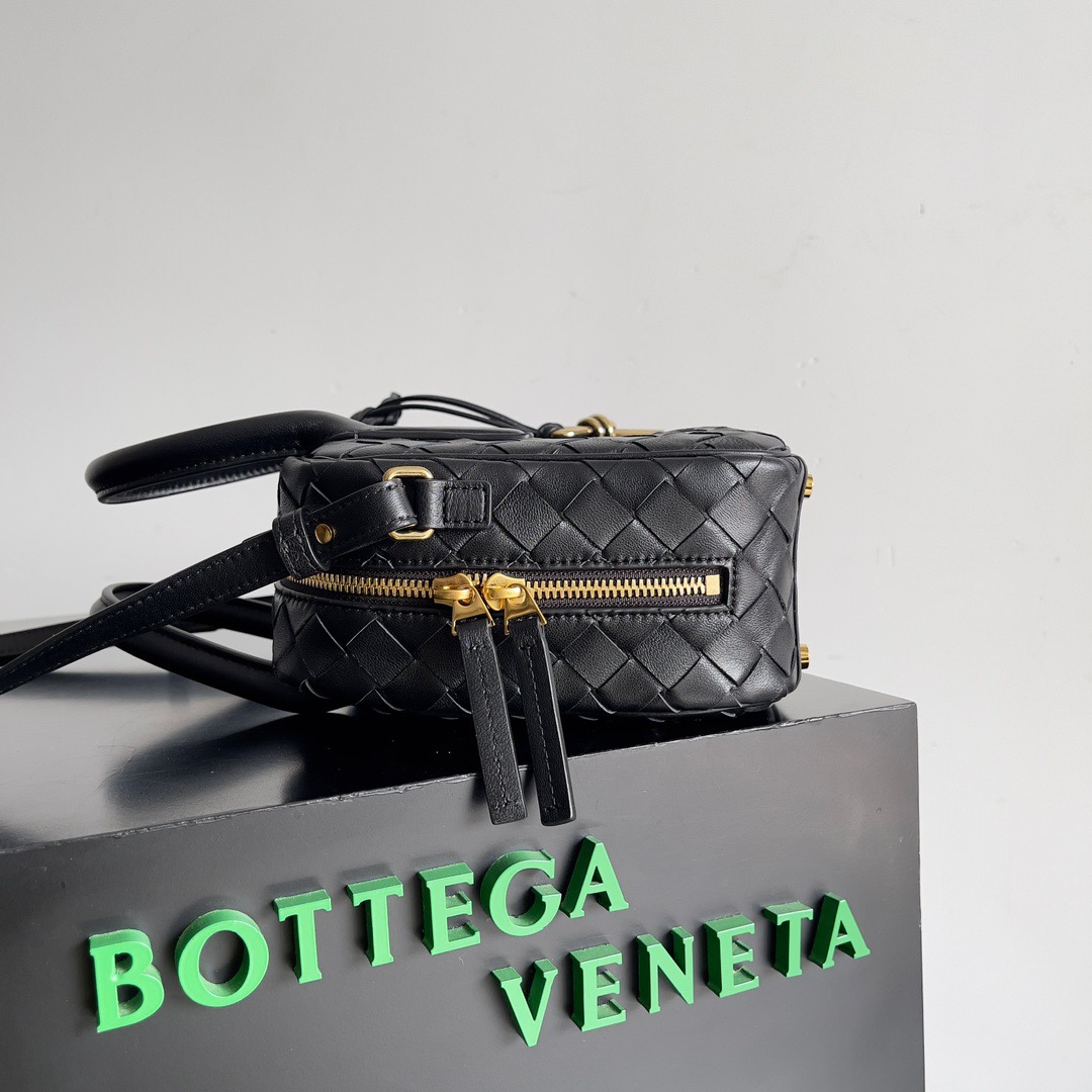 Bottega Veneta - Getaway Shoulder/Crossbody/Handbag Black