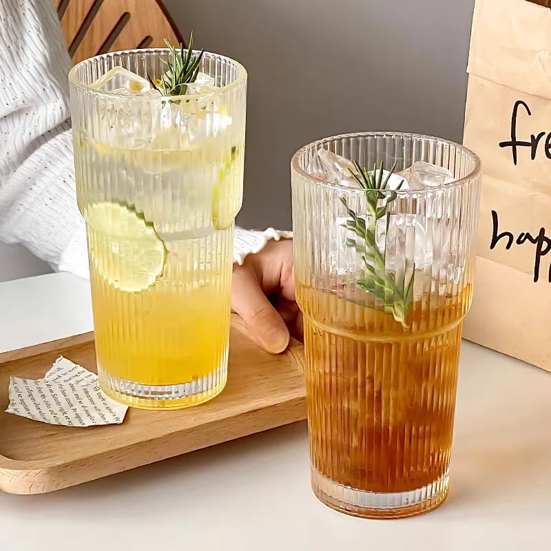 Large Capacity Glass Tumbler with Vertical Stripes & Lid - Stylish Cold Drink Cup for Juice, Iced Coffee & Water