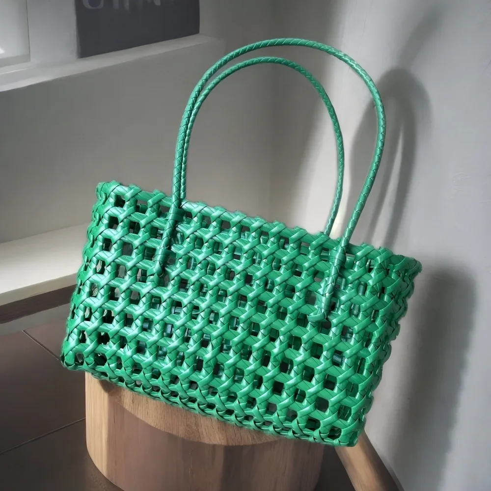 Plastic Hollow Weave Bag Countryside Style Large Capacity Beach Tote Bag Bucket Bag Bohemian Style Woman PVC Handbag Summer