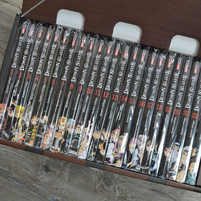 Demon Slayer: Kimetsu no Yaiba Complete Box Set (Volumes 1-23) ๐๐ฅ