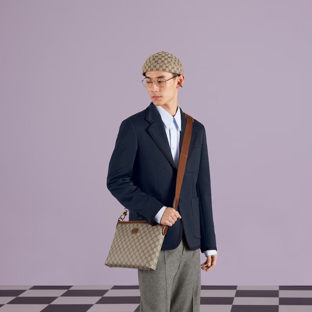 GUCCI MESSENGER BAG WITH INTERLOCKING G