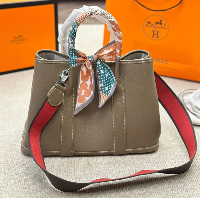 HERMÈS ETOUPE GREY NEGONDA GARDEN PARTY TPM