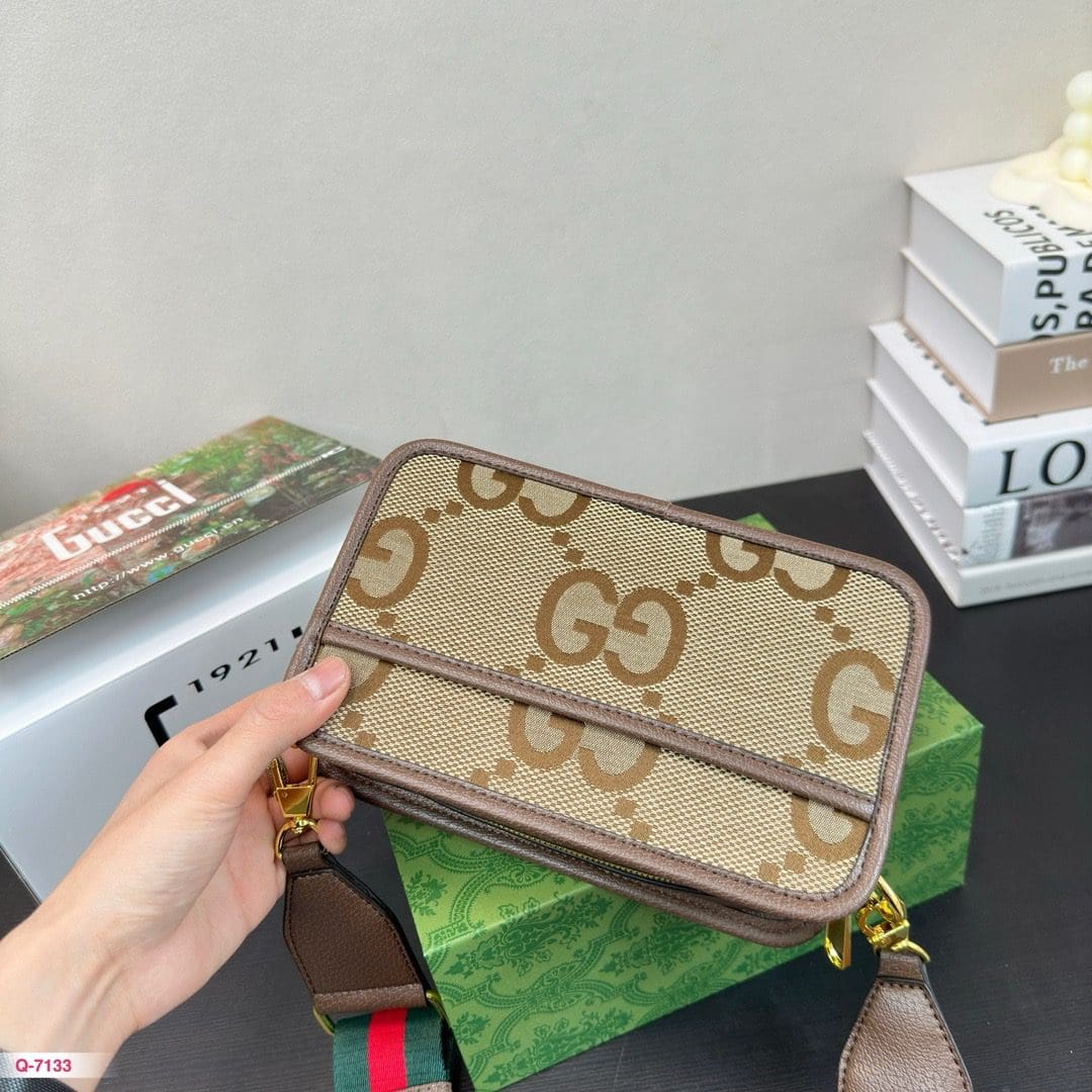 GUCCI JUMBO GG MINI BAG
