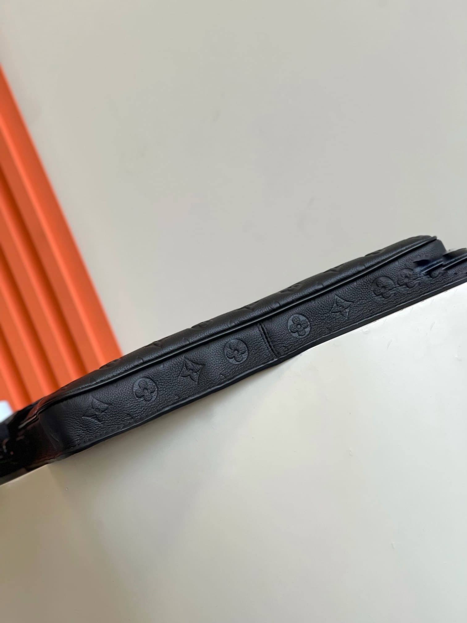 Louis Vuitton M20835 S-Lock Briefcase