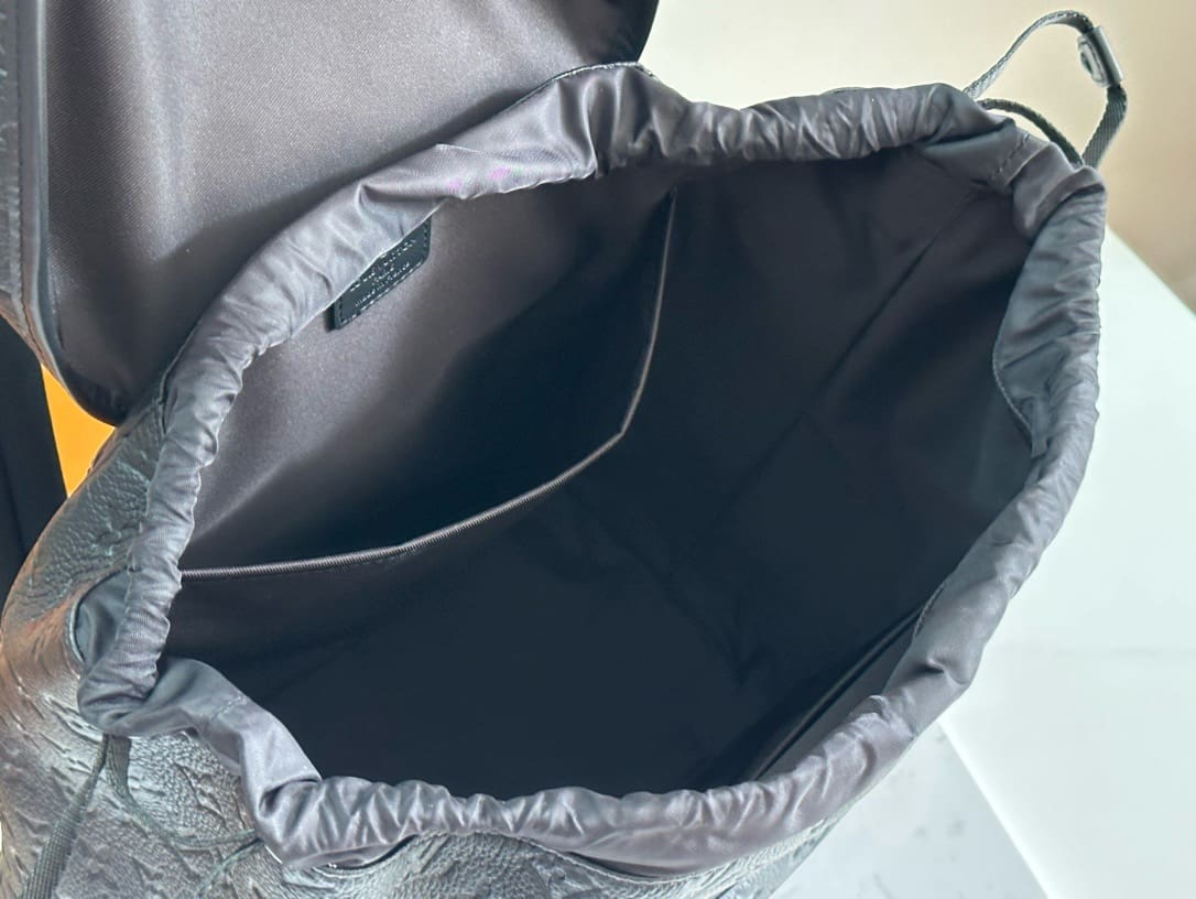 Louis Vuitton M23127 Montsouris Backpack