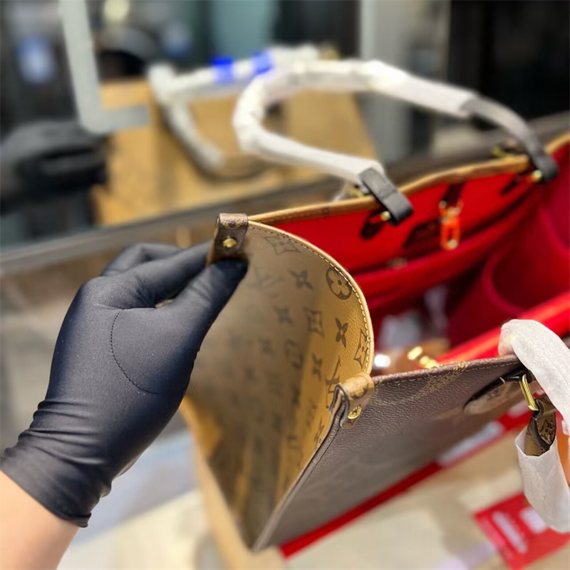 Louis Vuitton ONTHEGO MM M45321