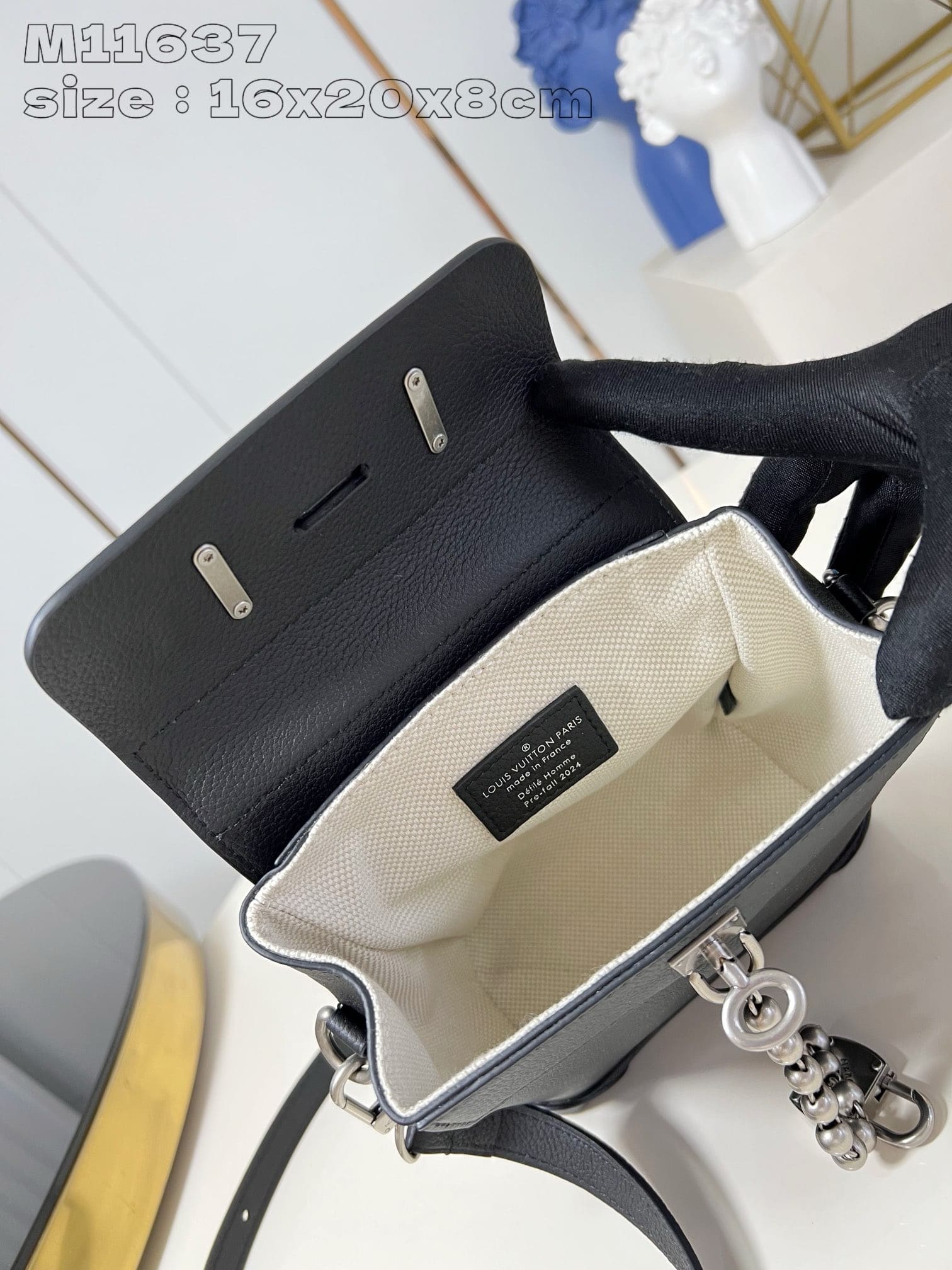 Louis Vuitton M11637 Steamer 15