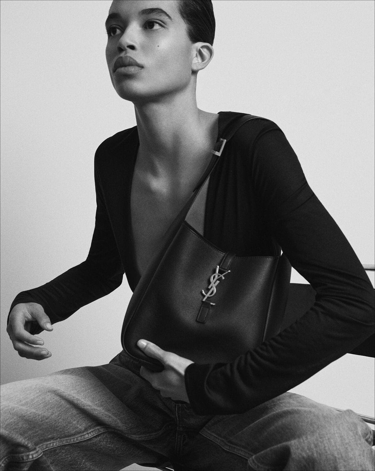 Saint Laurent LE 5 ?? 7 SUPPLE SMALL IN GRAINED LEATHER