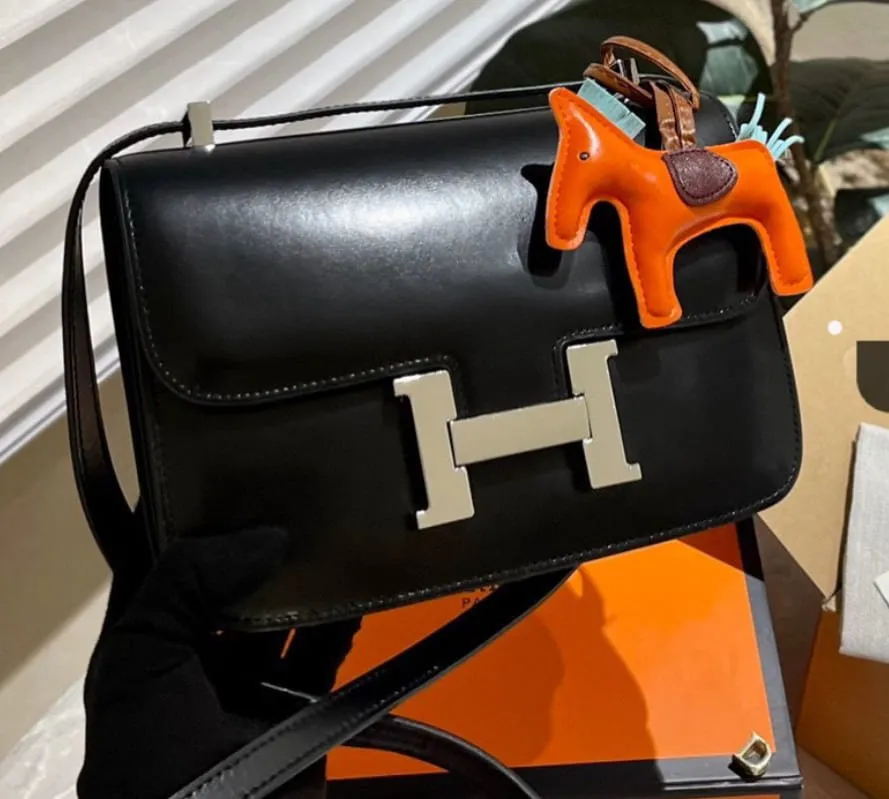 HERMES EVERCALF CONSTANCE 18 BLACK