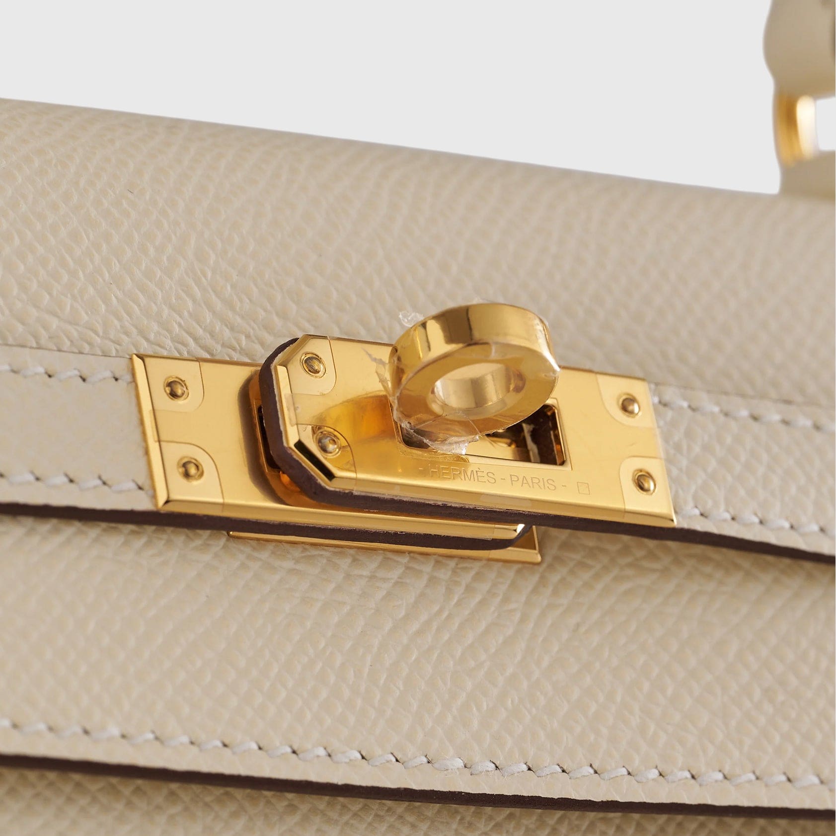 HERMES Kelly 25 Epsom Nata Sellier Gold Hardware