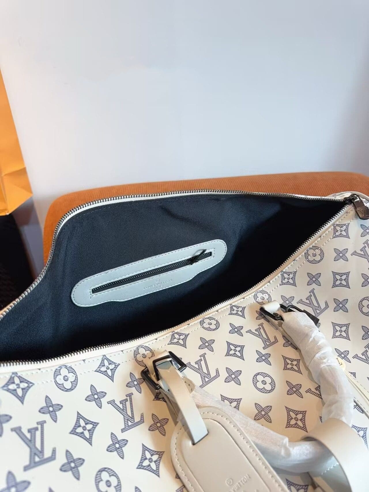 Louis Vuitton M24954 Keepall Bandouli??re 50