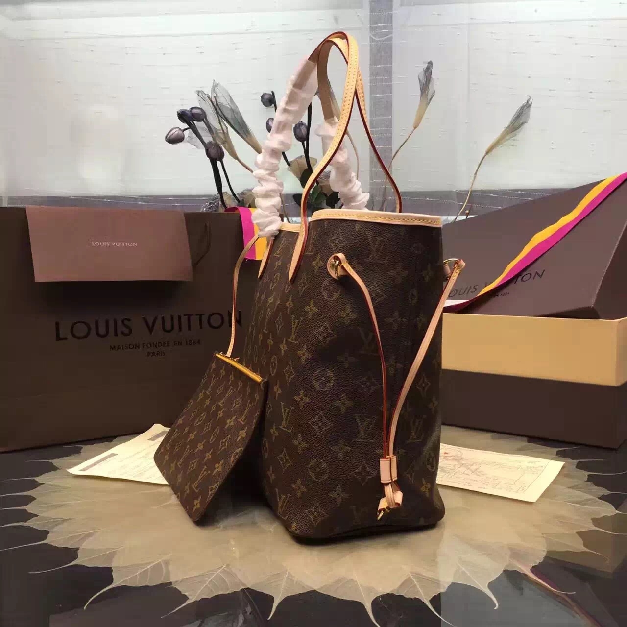LOUIS VUITTON Neverfull MM Bag Monogram Canvas M40997