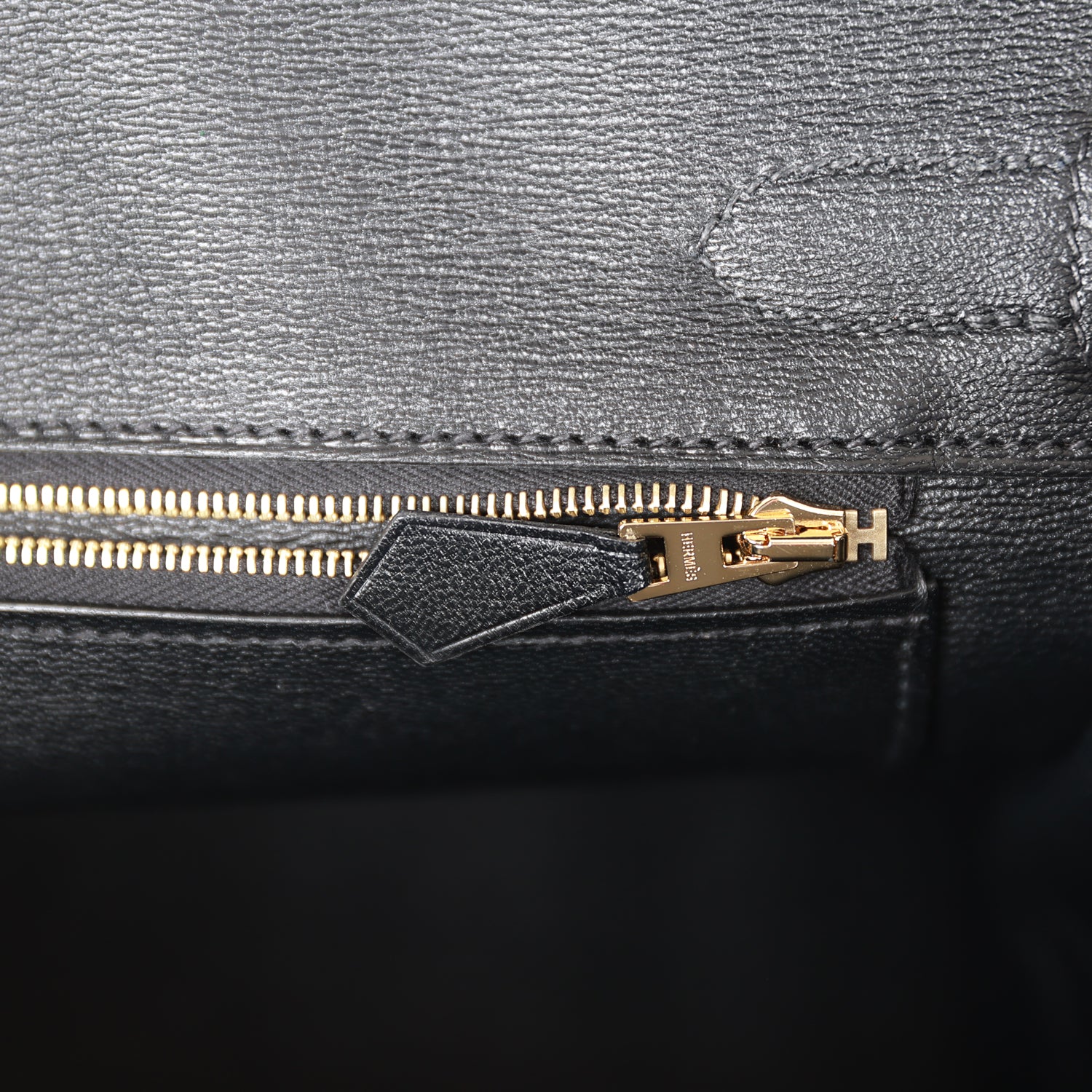 HERMES Birkin 30 Black Shiny Niloticus Crocodile Gold Hardware