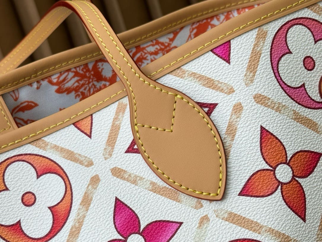 Louis Vuitton M25317 Neverfull MM