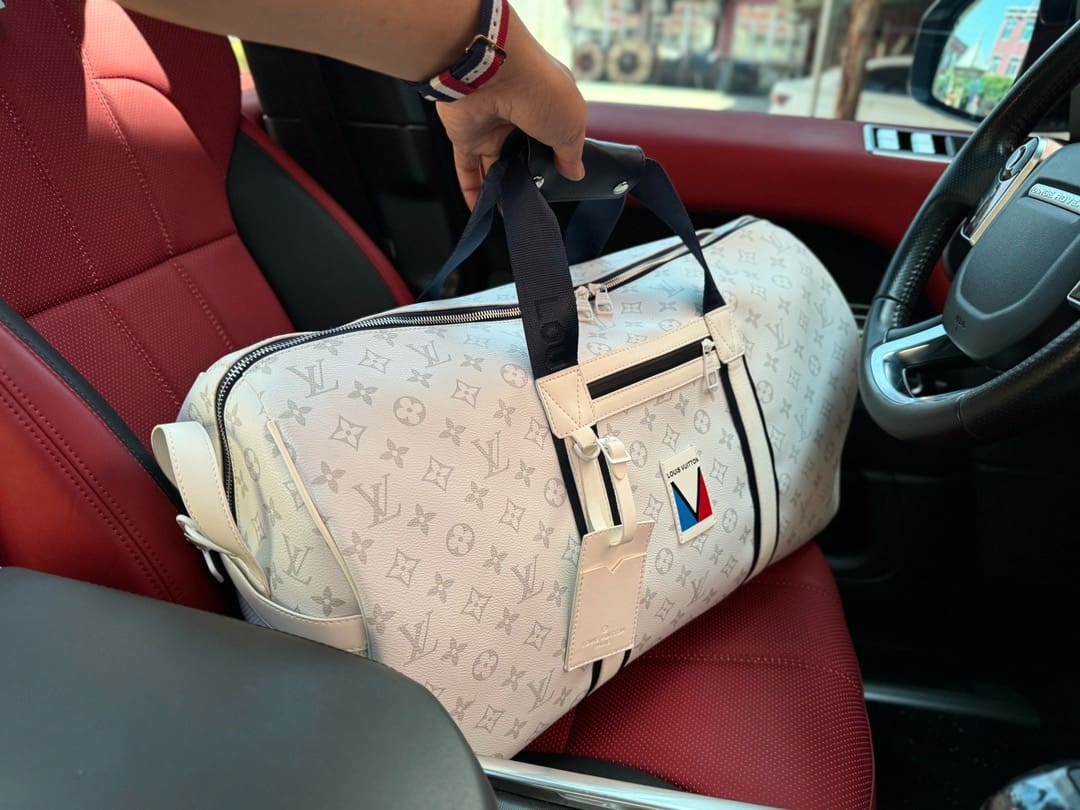 Louis Vuitton M11687 Keepall Sport