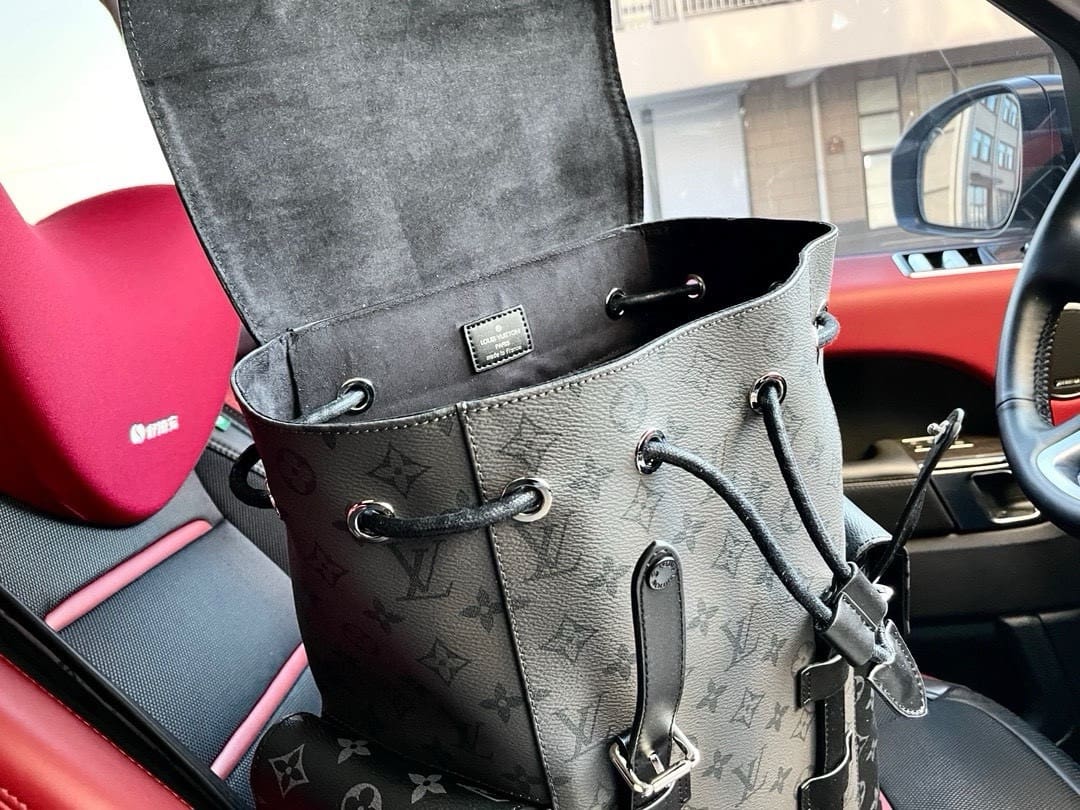 Louis Vuitton M45419 Christopher MM