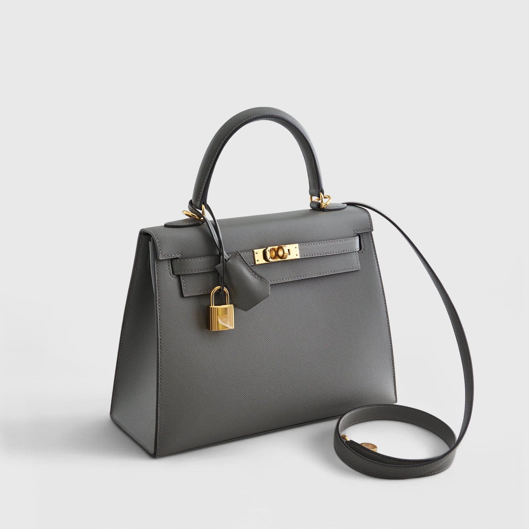 HERMES Kelly 25 Veau Madame Gris Meyer Sellier Gold Hardware