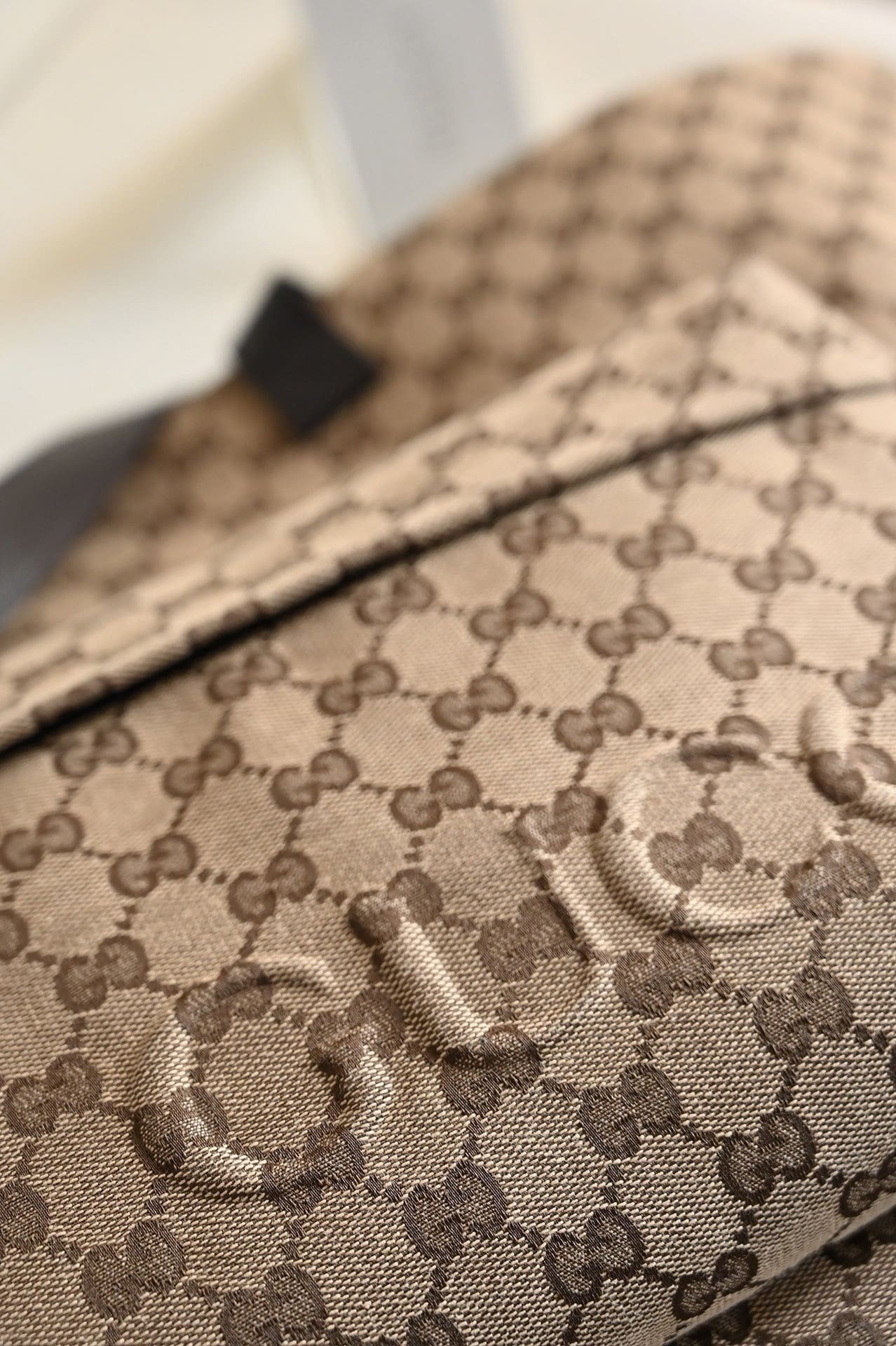 GUCCI LARGE GG TOTE BAG