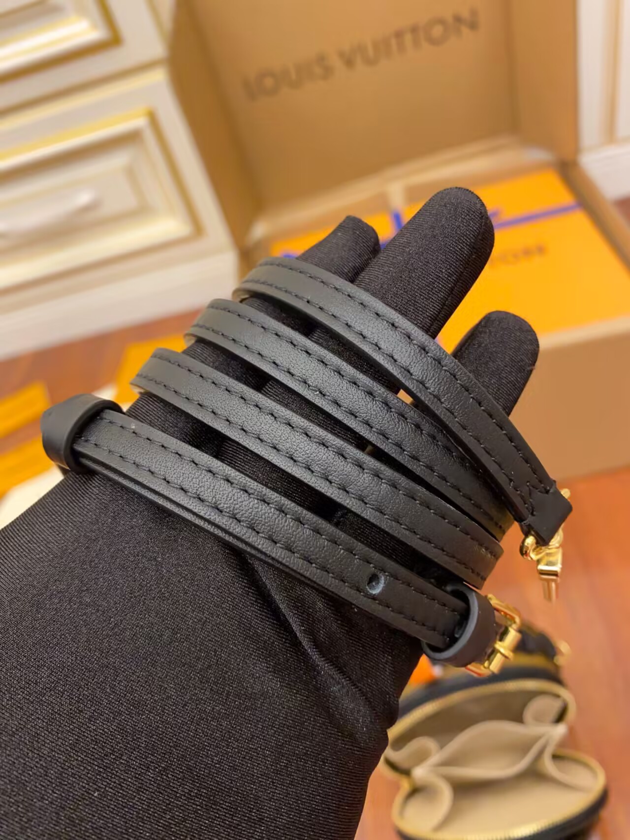 LOUIS VUITTON Mini Boite Chapeau M68276