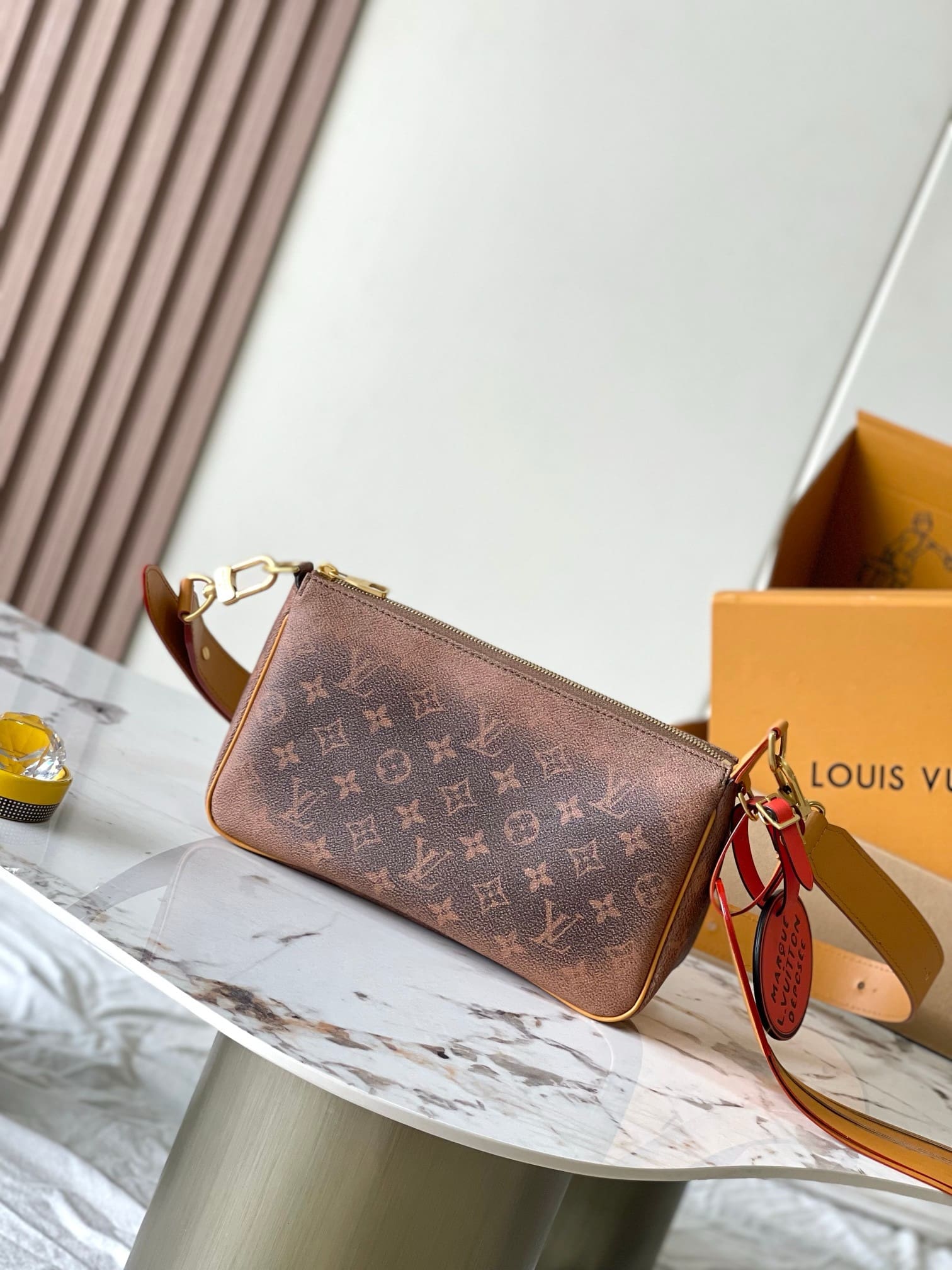 Louis Vuitton M11623 Pochette Accessoire XL