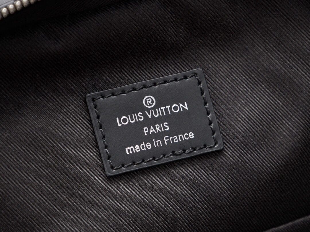 Louis Vuitton M46327 Avenue Slingbag NM