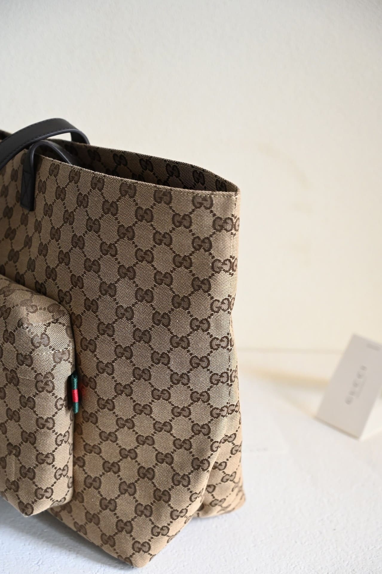 GUCCI LARGE GG TOTE BAG