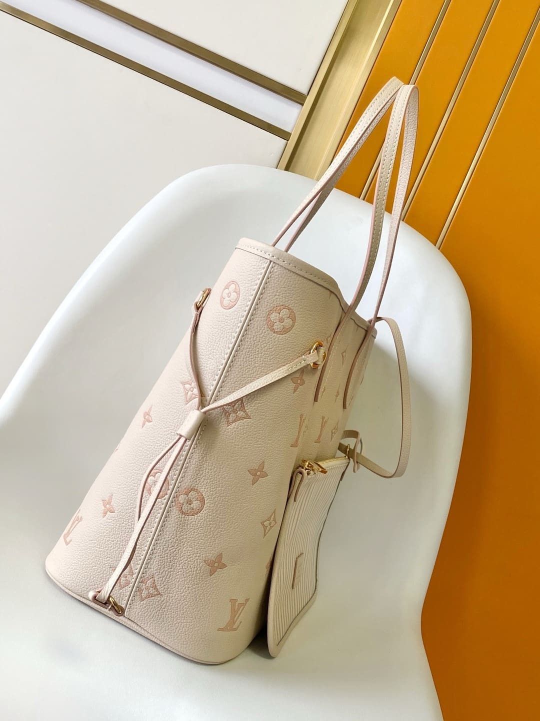 Louis Vuitton M14285 Neverfull MM