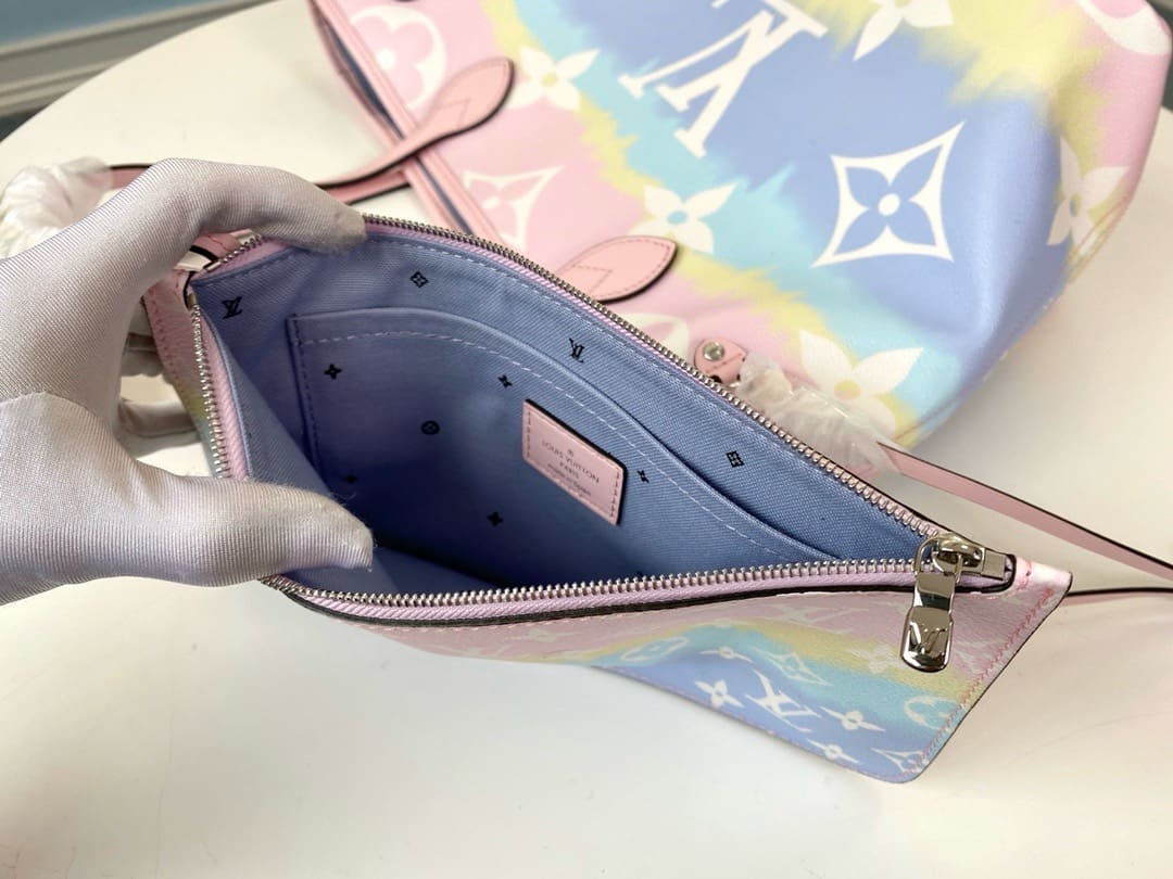 Louis Vuitton M45270 Escale Neverfull MM